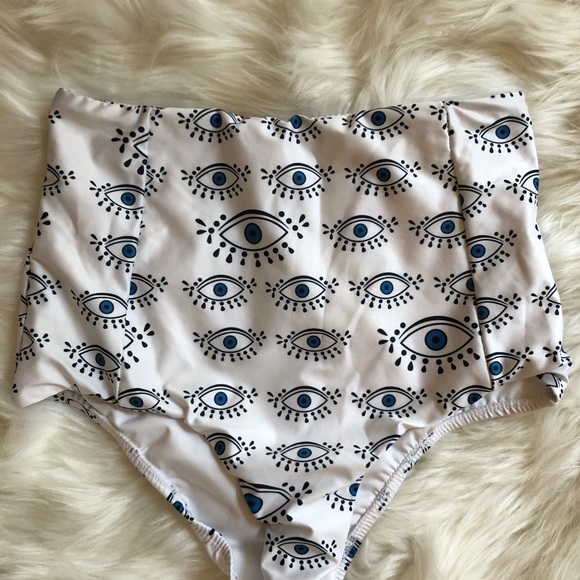 Verdelimon Bikini Bottoms - Picture 2 of 3